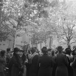 Cérémonie du 11 novembre. Monument aux morts. Pendant les discours